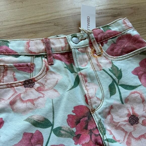 NWT Driftwood Goldie Floral Denim Shorts - Women’s Size 24 - Raw Hem - Boho - Picture 7 of 8